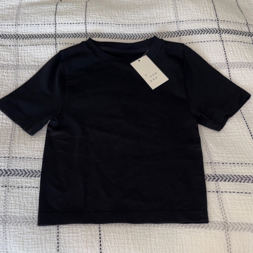a new day Black Short Sleeve Crewneck Tee - Boxy Fit